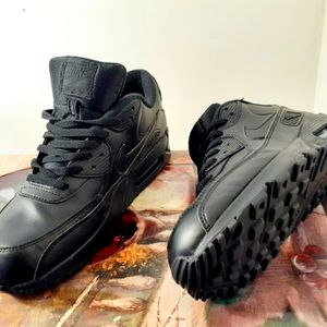 Air Max 90 Triple Black Men's Size 12